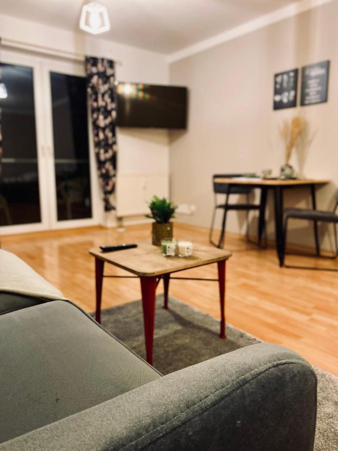 ארפורט Saniertes Studio - Elisa - Mit Balkon, Wlan, Smart-Tv & Kueche In City-Naehe מראה חיצוני תמונה