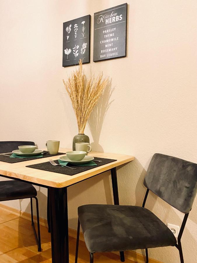 ארפורט Saniertes Studio - Elisa - Mit Balkon, Wlan, Smart-Tv & Kueche In City-Naehe מראה חיצוני תמונה